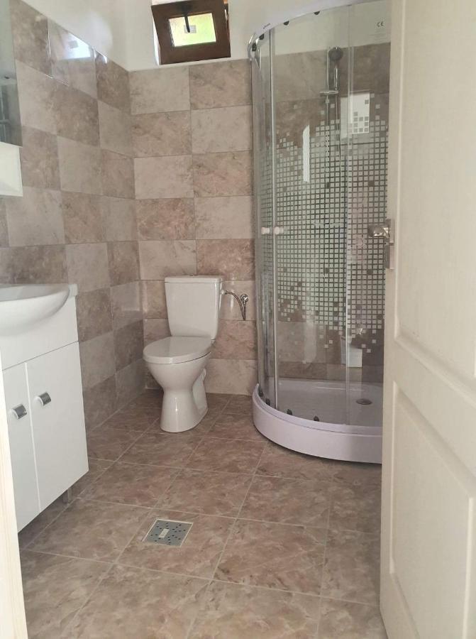 Casa Simionov Apartment เบยเล เฮร์คูลาเน ภายนอก รูปภาพ