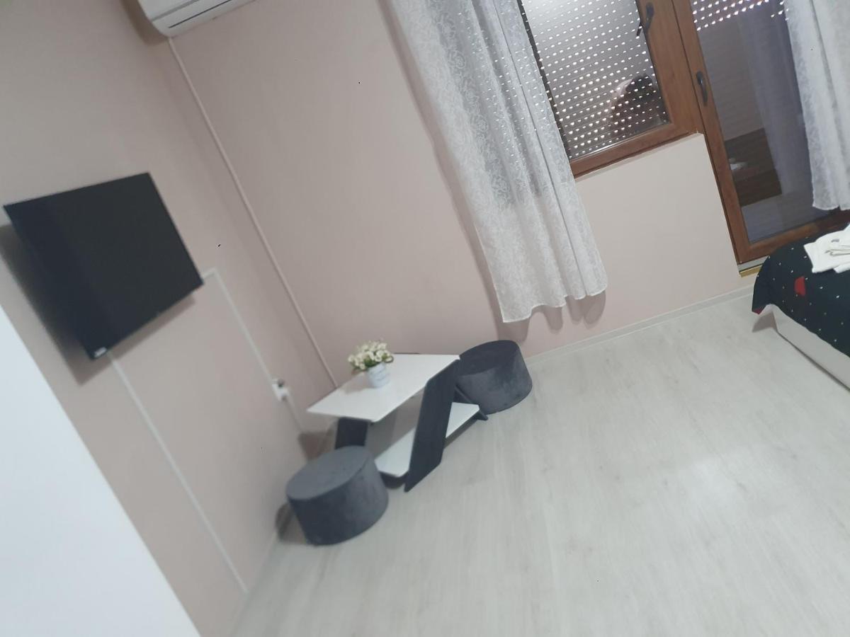Casa Simionov Apartment เบยเล เฮร์คูลาเน ภายนอก รูปภาพ