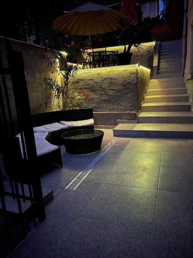 Casa Simionov Apartment เบยเล เฮร์คูลาเน ภายนอก รูปภาพ