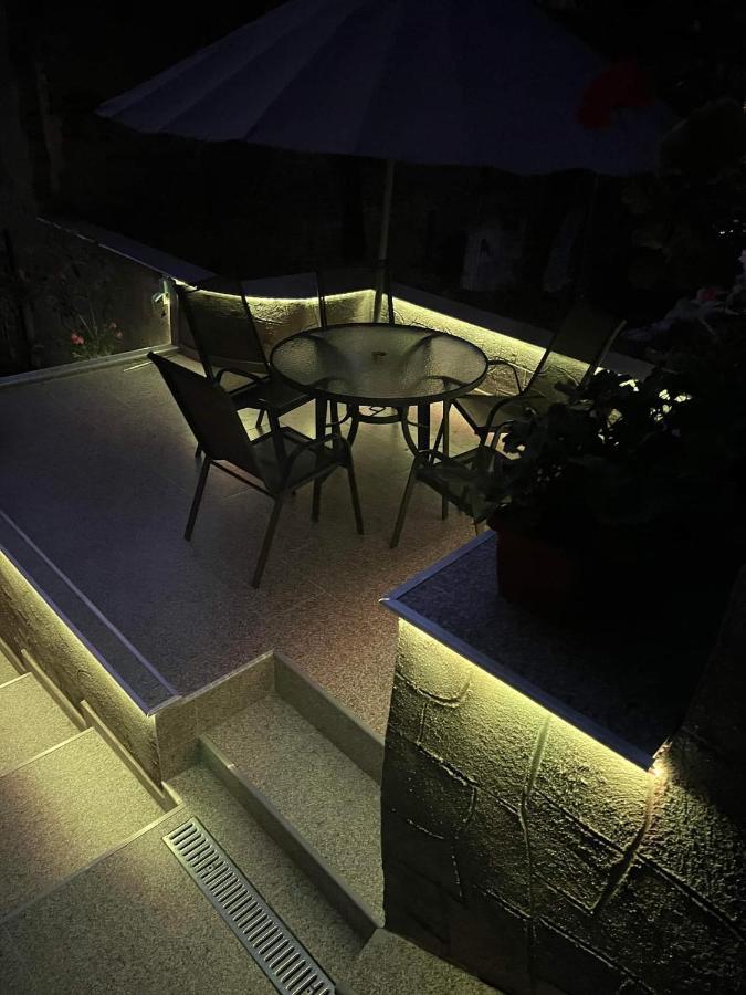 Casa Simionov Apartment เบยเล เฮร์คูลาเน ภายนอก รูปภาพ